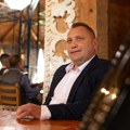 Poznati pevač bacio u trans Andreanu Čekić, u sve umešan i Darko Lazić! Bio je to toliko emotivan trenutak! (foto)