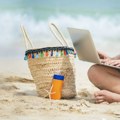 Sunce, talasi i... poruka iz „banke“: Kako prepoznati prevaru dok ste na odmoru