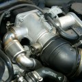Motor u praznom hodu radi neravnomerno – koji su mogući uzroci?