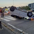 Sudar u Kragujevcu: Automobil završio na krovu u ulici Dragoslava Srejovića