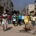 Francuska pozvala Senegal na srazmernu upotrebu sile na protestima