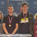 Gimnazijalci iz Zaječara osvojili prvo i treće mesto na Državnom takmičenju iz matematike