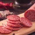 UPOZORENJE! Hitno povučen popularni parizer, može biti opasan po zdravlje