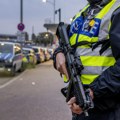 Nemački policajci pucali i teško ranili Hrvata koji ih je napao noževima
