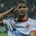 Kostov između Vitinje i De Brujnea: "Kroz neko vreme se vidim kako nosim ekipu"