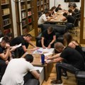 Vučević sa mladim članovima SNS: Kod nas ima mesta za sve koji vole slobodarsku Srbiju