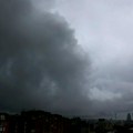 Evo kakvo vreme nas čeka posle paklenog vikenda: Ciklon donosi jako nevreme sa gradom i orkanskim vetrom, a neće zaobići ni…