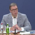 Vučić: Ukupno na listi 37 proizvoda koji će pojeftiniti, među njima ulje i brašno