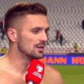 Dušan Tadić se skinuo - imamo onu stvar! Vanja mu odmah prišao: Koliko ih ima, 1, 2, 3...? (video)