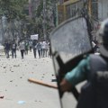 Bangladeš uvodi policijski čas i raspoređuje vojsku zbog studentskih protesta