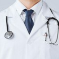 Alternativni iscelitelj ubio dijabetičarku, sada je okrivljen: Izbacio joj insulin, a lečio je šamaranjem