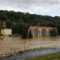 Pukla brana u Poljskoj: Voda nosi sve pred sobom - preti da potopi grad (video)