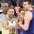Au, rekordi samo pljušte: Jokić i Kari zajedno uradili nešto što nije viđeno u NBA istoriji