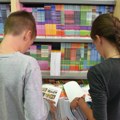 Nacionalni udžbenici, lakše torbe i ograničene cene: Šta donose izmene Zakona o udžbenicima