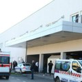 Priključen na aparate: Lekari se bore za život mladića (18) povređenog kod Šipova
