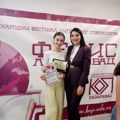 Гимназијалки александри награда за "ратникову песму" Признање гимназијалки из Врања на међународном фестивалу (фото)