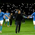 Gori vezuv - šampion srušio Inter: Velika pobeda Napolija uz povredu De Brujnea!