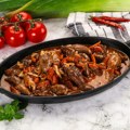 Recept za ručak za samo 300 dinara: Ukusna piletina koja se sprema za 20 minuta, potrebna su samo 3 sastojka