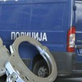 За два дана украо пет аутомобила, изазвао две незгоде и покушао да побегне од полиције