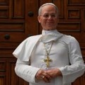 Podmukli rak pluća može da se razvija bez jasnih znakova! Šta je adenokarcinom od kojeg boluje Papa Lav i kolike su šanse za…