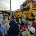 Raste broj stradalih u Avganistanu Poginulo više od 2.000 ljudi u seriji zemljotresa, povređenih oko 9.000