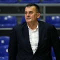 Zoran Savić pogrdnim povicima dočekan u Areni: Navijači Zvezde ga sramno izviždali prilikom ulaska na teren