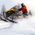 Užas na zimovanju Pijan muškarac vozio motorne snage, pokosio dvoje dece