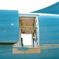 Putnik otvorio vrata aviona tokom pripreme za poletanje