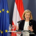 Austrijska šefica diplomatije, koja je dočekala srpske studente u Beču, zvala Marka Đurića telefonom, jer joj je zbog toga…