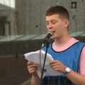 „Vlast trguje našim životima, nećemo da dišemo otrov da bi neko kupio stan u Beogradu“: Govor studenta sa protesta u…