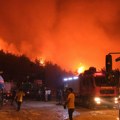 Vatrogasci u Turskoj bore se sa požarima u nekoliko oblasti, stotine ljudi evakuisano