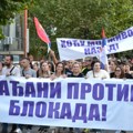 Narod protiv blokada u Vranju: Protestna šetnja (Foto) Foto Galerija