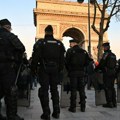 U Parizu otkazan besplatan rep koncert, četiri policajca povređena, osomoro uhapšeno