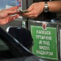 Danas: Radnicima naplatnih rampi naređeno da ne naplaćuju putarinu autobusima koji voze na miting