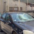 "Dva su razbijena čekićem, vide se tragovi stopala" Vlasnik jednog od uništenih automobila u Novom Sadu se oglasio za Blic…