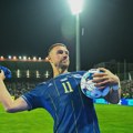 ВИДЕО Урош нацртао Џека како се крсти као православац: Одмах се јавио легендарни нападач и одушевио читав Балкан