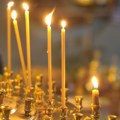 Sto evrića za onlajn paljenje sveća! Internetom kruži ponuda: Priložite pare i na Hilandaru će se moliti za vas