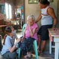 Medicina i Azija: Doktorka sa arhipelaga Agutaja na Filipinima sama leči 13.000 ljudi