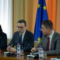 Petković sa predstavnicima institucija Srbije na KiM o posledicama zabrane dinara