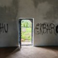 Provaljeno u crkvu kod Peći: Ispisani grafiti – „Alahu akbar“ i „Ne želimo crkve, želimo džamije“