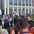 „Nećemo ćutati“: Ispred Palate pravde u Kragujevcu završen skup podrške novosadskim aktivistima