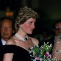 U ovoj haljini je sahranjena princeza Dajana: Svi su bili protiv tog izbora, Čarlsu se "prevrnuo želudac" kad ju je video