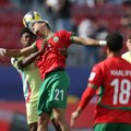 Prvi put upotrebljen "čelendž" u fudbalu - evo šta znači zeleni karton
