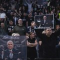 "Гробари" звиждуцима дочекали играче Партизана - Ово се никад није десило
