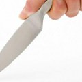 Uz pretnju nožem pokušao da opljačka prodavnicu u Šajkašu