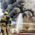 U požaru potpuno izgorela fabrika slatkiša u holandskom gradu