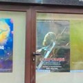 Pesma grbavog kita, Gospodari svemira i Bacrooms na bioskopskom repertoaru