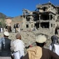 Pakistanski napadi duž afganistanske granice, desetine mrtvih