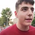 Šamarčina organizatorima protesta: Omladinac u 25 sekundi sa majicom Njegoša očitao lekciju (video)