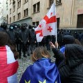 Nastavljeni protesti u Gruziji nakon usvajanja zakona o ‘stranim agentima’